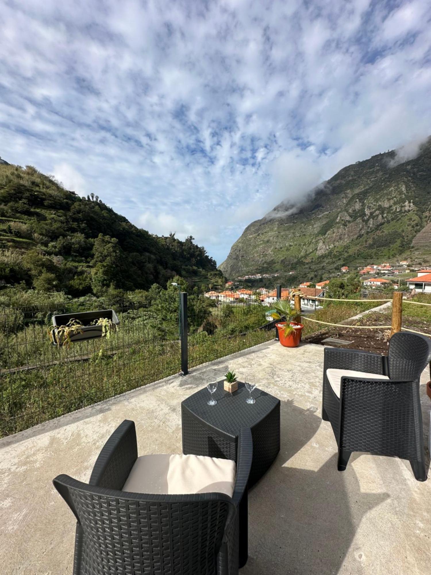 The Green Valley House Sao Vicente  Exterior photo